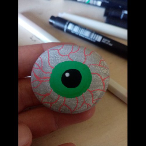 Linda57590 Green eye