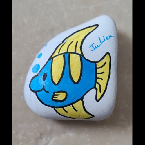 Ju Lien blue and yellow fish