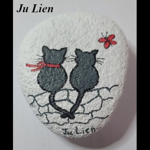 Ju Lien Two cats on a wall