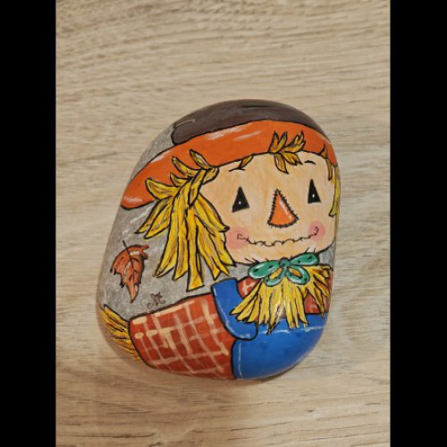 Margaux26 Scarecrow