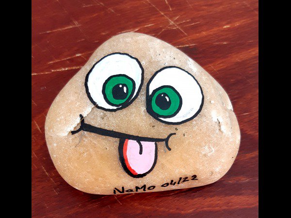 Painted rocks faces, Barbapapa and m&m's NaMo Funny head : 1651307513.namo.jpg