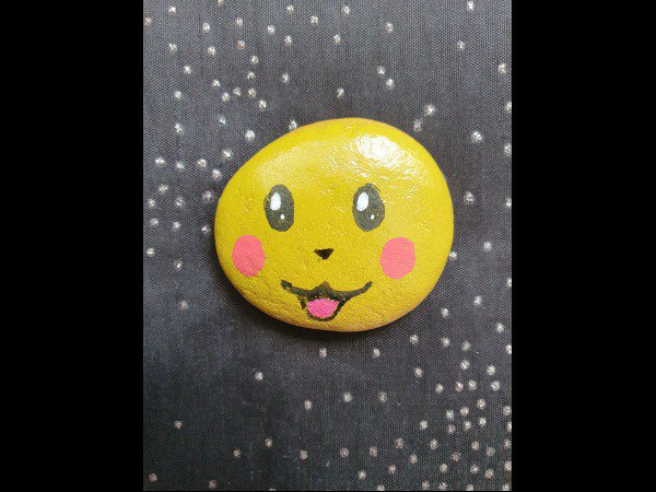 Galet pokémon Pikachu sur galet - dessin simple pour enfant - Partons à la chasse aux galets avec Fb-Rocks ! : 1654082014.pikachu2.jpg