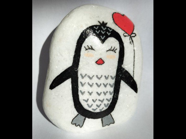 Easy rocks Lyly Cara Penguin Heart : 1655210744.lyly.cara.pingouin.coeur.jpg