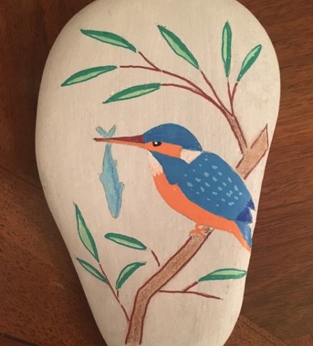 Animal : Bird SC119 A bird on a branch - Let's play with painted rocks ! : 1655879897.a.bird.on.a.branch.2.jpeg