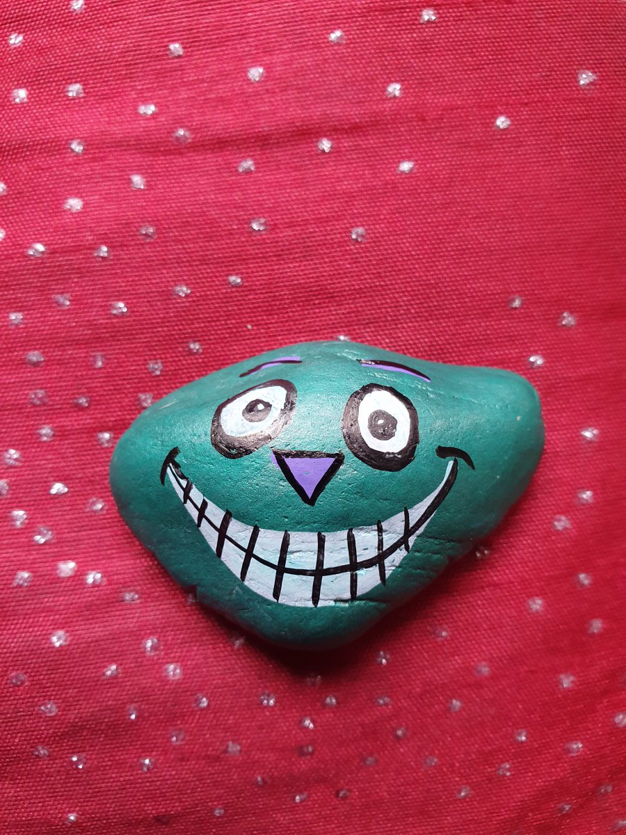 Painted rocks faces, Barbapapa and m&m's Big smile : 1657107808.grand.sourire.jpg