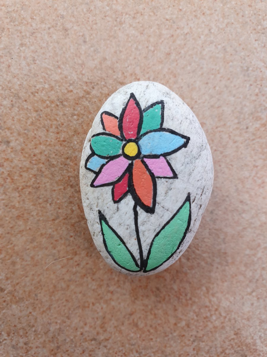 Easy rocks Multi-coloured flower : 1657405299.fleur.coloree.jpg