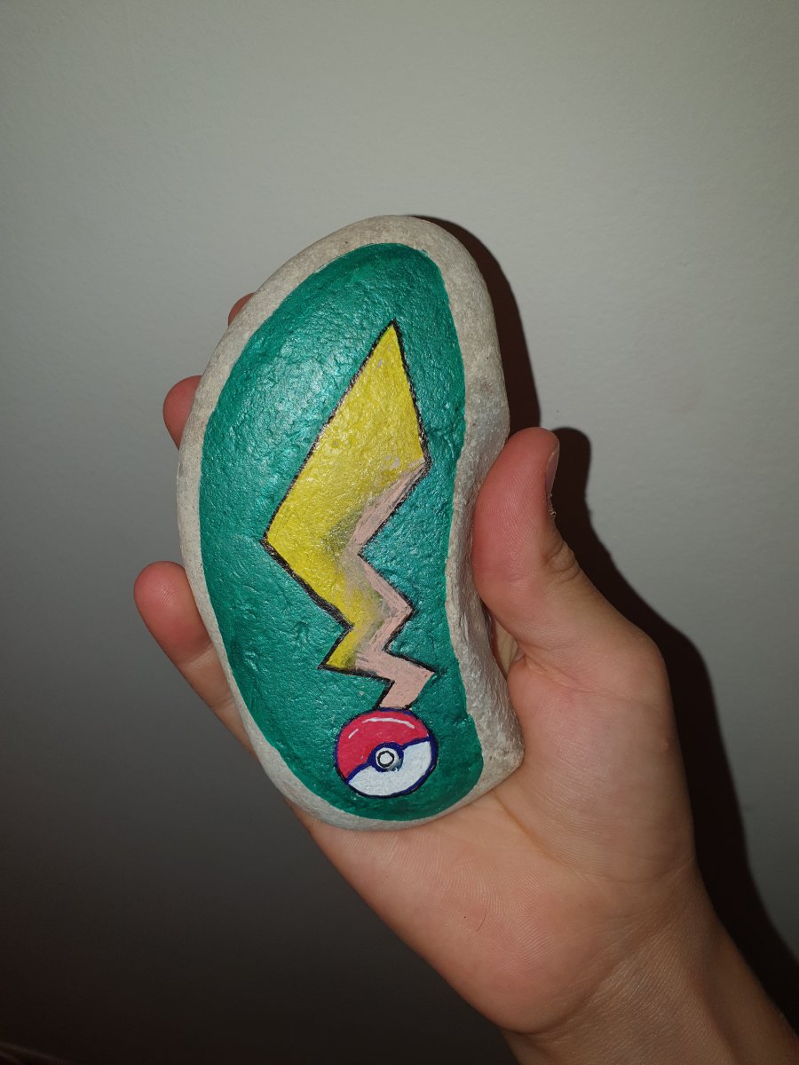 Pokemon rocks Pikachu - pokeball - painted rock : 1663879962.pikachu.pokeball.jpg