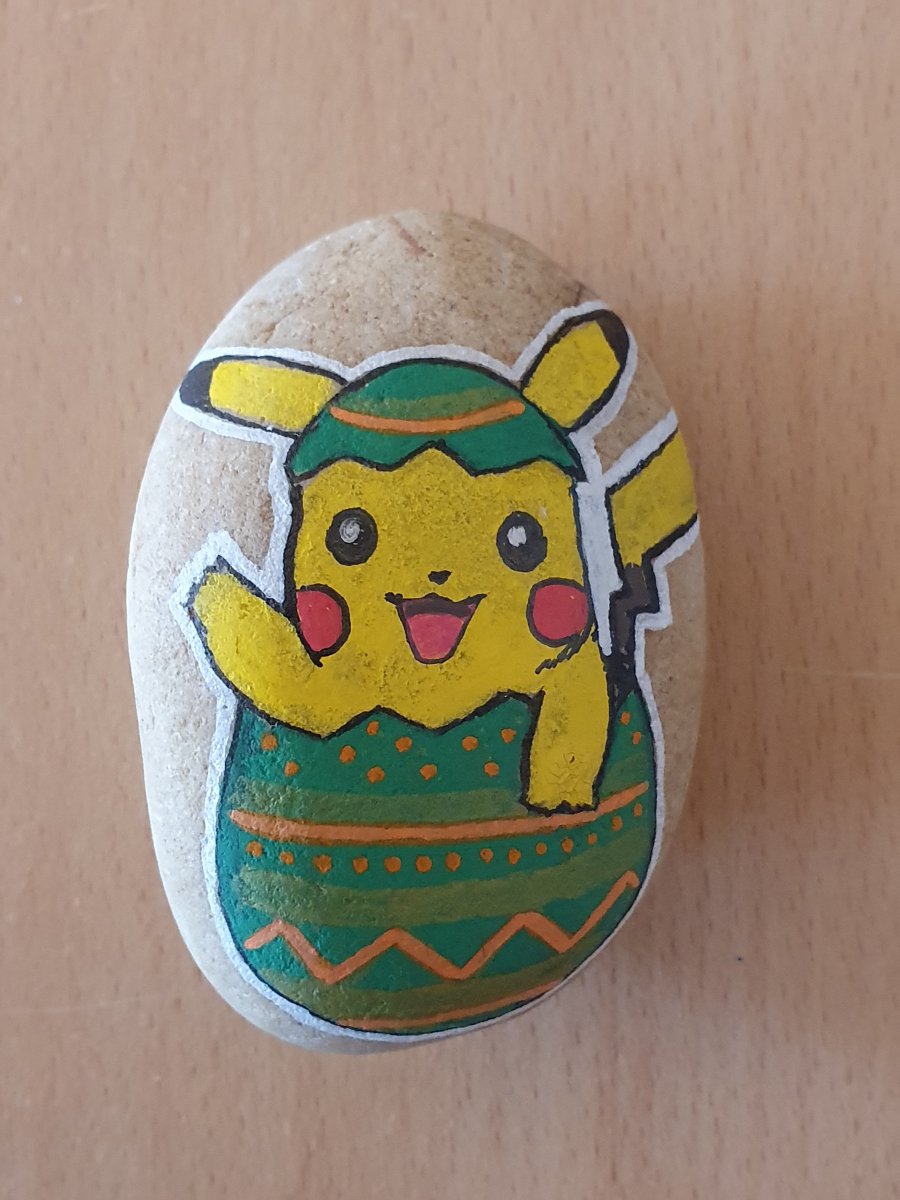 Pâques Pikachu dans un oeuf de Pâques : 1676666823.pikachu.dans.un.oeuf.jpg