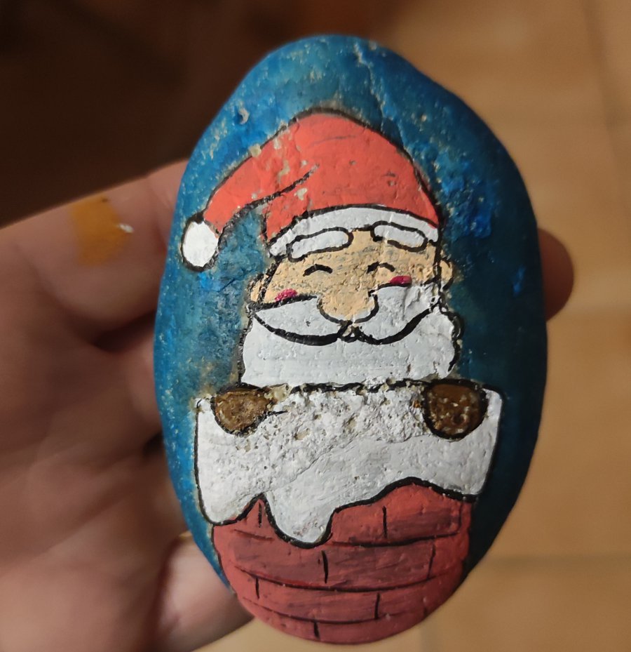 Christmas Painted Rock Santa Claus : 1702413533.img.20231212.213640.jpg