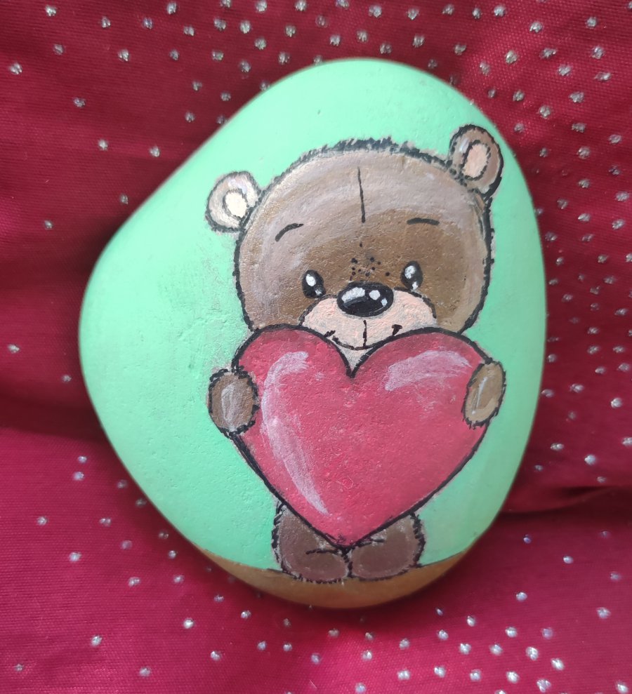 Love Heart tenderness Cute Teddy bear drawing : 1707807214.img.20240213.074813.jpg