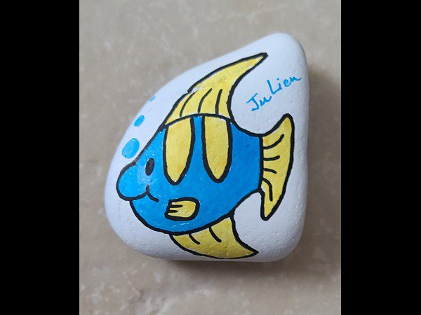 Animal : Fish Ju Lien blue and yellow fish : 1718054423.ju.lien.bubulle.jpg