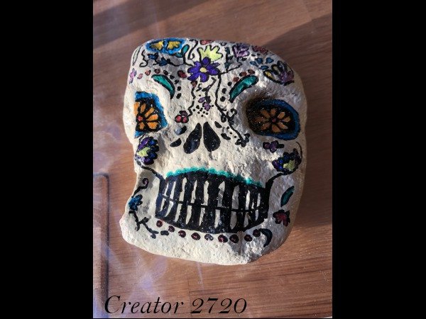 Halloween Crateur galet 2720 Skull rock : 1730095742.createur.galet.2720.tete.de.mort.jpeg