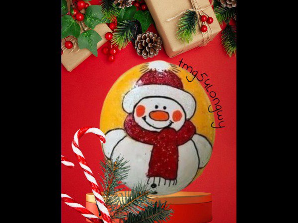 ACCUEIL : Slection du mois By NAdyne.S snowman fond jaune : 1735355228.by.nadyne.s.snowman.fond.jaune.jpg