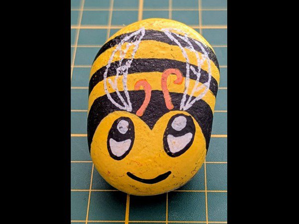 ACCUEIL : Slection du mois Creator 4844 Abeille jaune : 1750761413.creator.4844.abeille.jaune.jpg