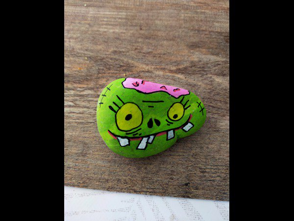 Selection of the month JenyLana51 Zombie kid : 1759229400.jenylana51.zombie.kid.jpg