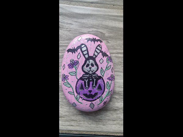 Selection of the month Pour les loulous du Couserans Halloween rabbit : 1761206158.pour.les.loulous.du.couserans.lapin.dhalloween.jpg