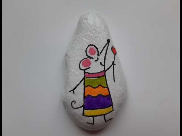 Selection of the month ChrisM26 Mouse : 1767007373.chrism26.souris.au.grand.coeur.jpg