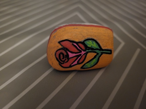 Rose rouge by Les galets de Y.M.P.
