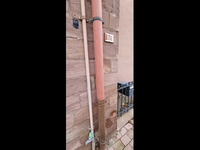 Discover<br/>the second clue picure
