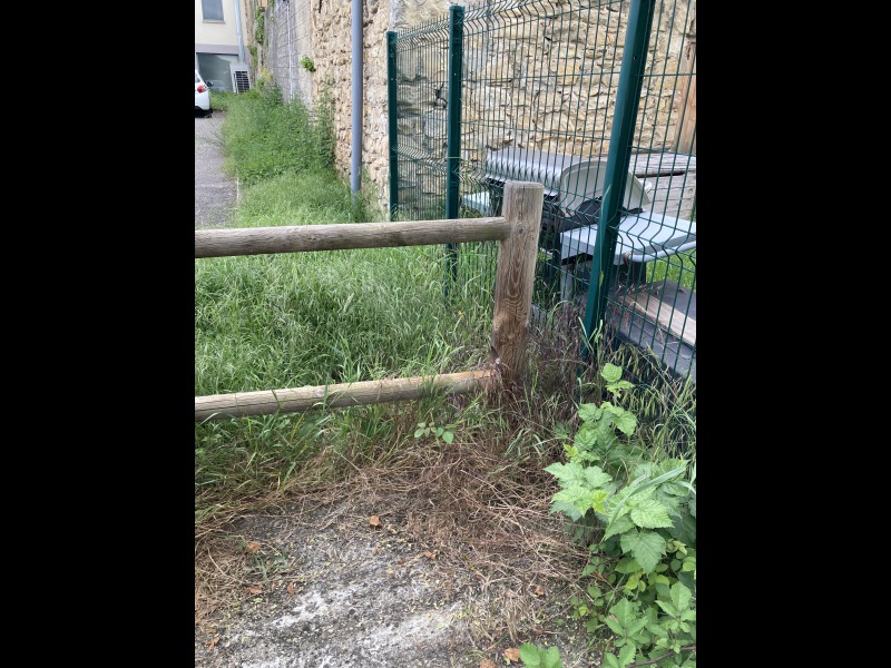 Discover<br/>the second clue picure
