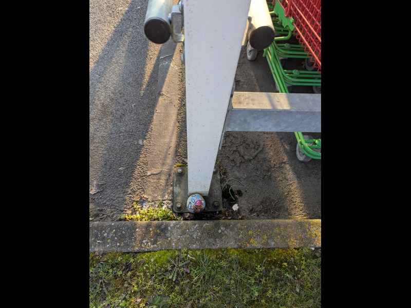 Discover<br/>the second clue picure