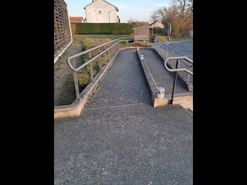 Discover<br/>the second clue picure