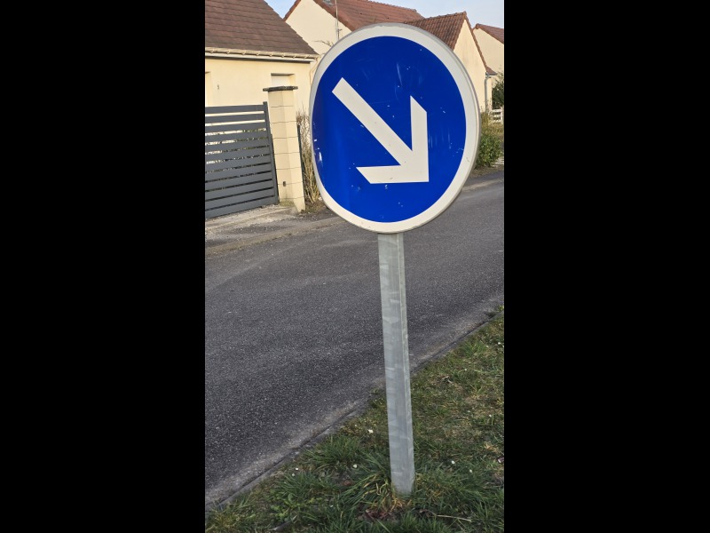 Discover<br/>the second clue picure