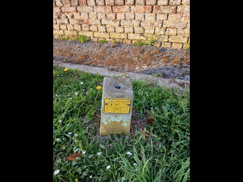 Discover<br/>the second clue picure