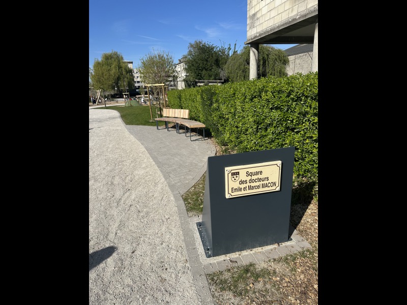 Discover<br/>the second clue picure