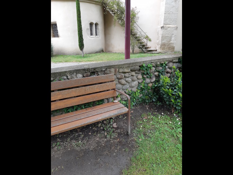 Discover<br/>the second clue picure
