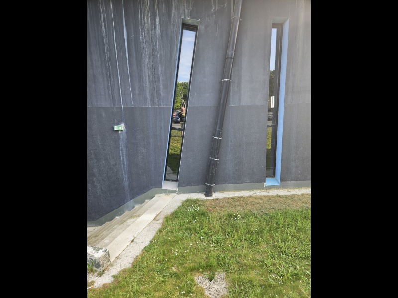 Discover<br/>the second clue picure