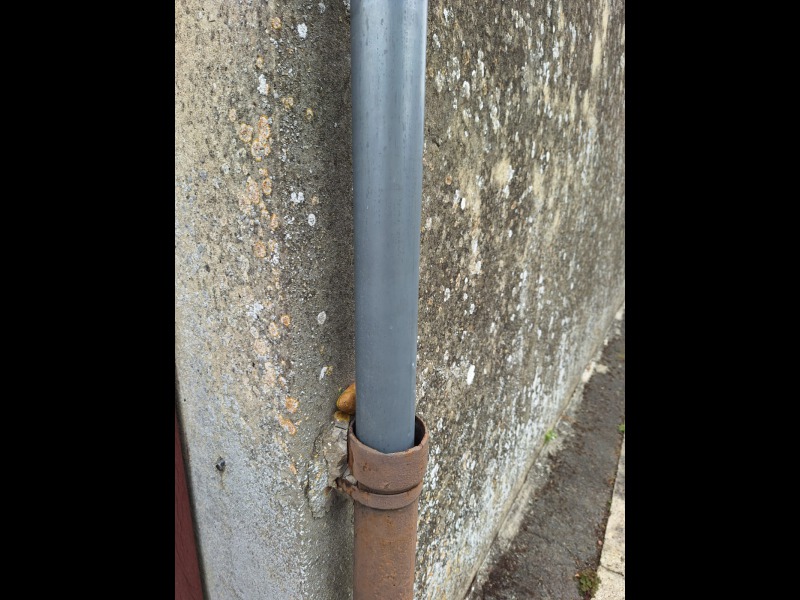 Discover<br/>the second clue picure