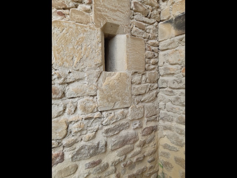 Discover<br/>the second clue picure