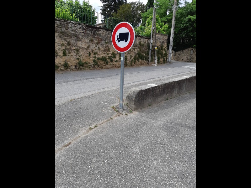 Discover<br/>the second clue picure
