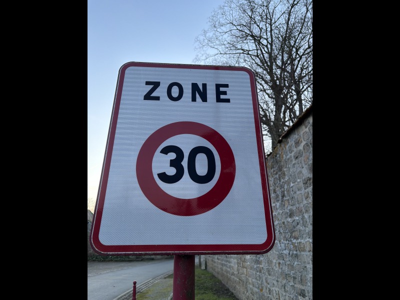 Discover<br/>the second clue picure