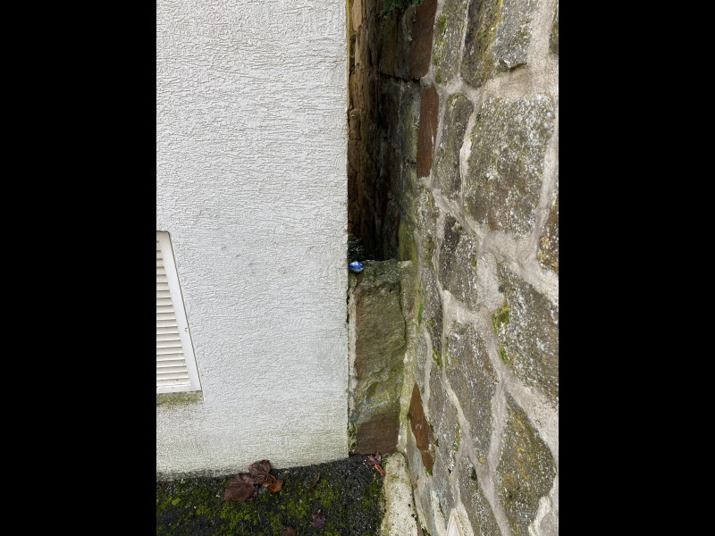 Discover<br/>the second clue picure