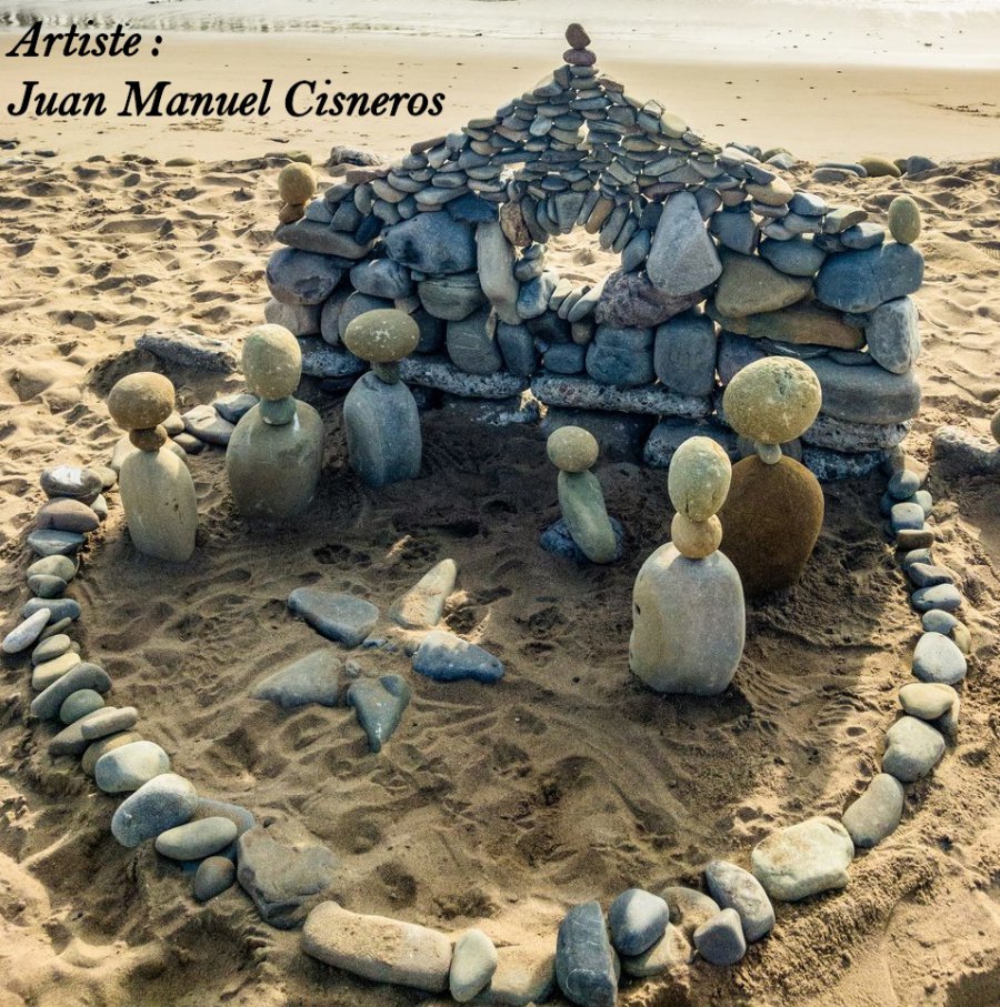 Artiste Juan Manuel Cisneros scène de la nativité sur la plage de Ventura